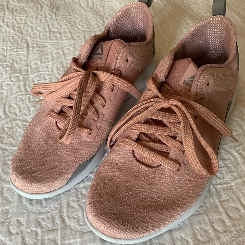 Reebok Astroride Walk Women's Shoes in Pink